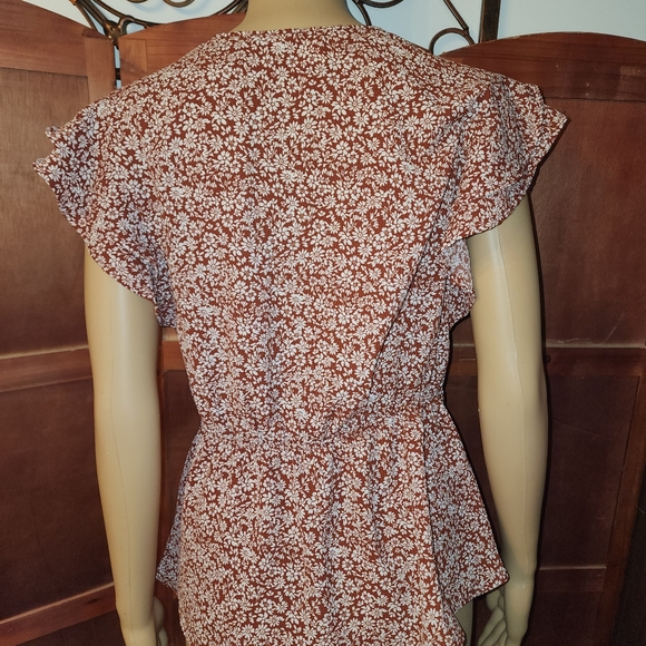 Women's top - Picture 4 of 10